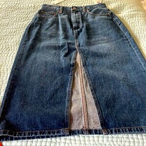 Denim forum size 26W Hi-rise midi jean skirt. (Brand new with tags)